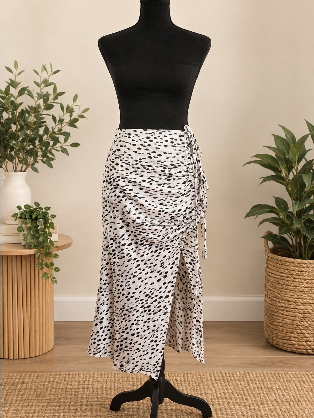 Cider White and Black Spot Ruched Midi Skirt